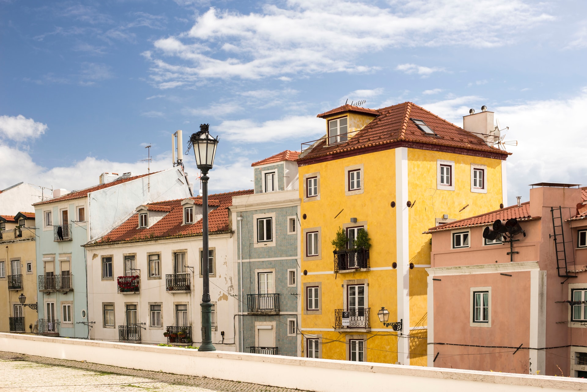 Beautiful houses in Lisbon